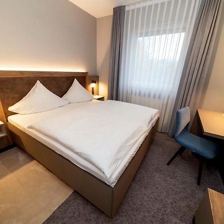 Hotel Zur Post Hemmingen  Esterno foto