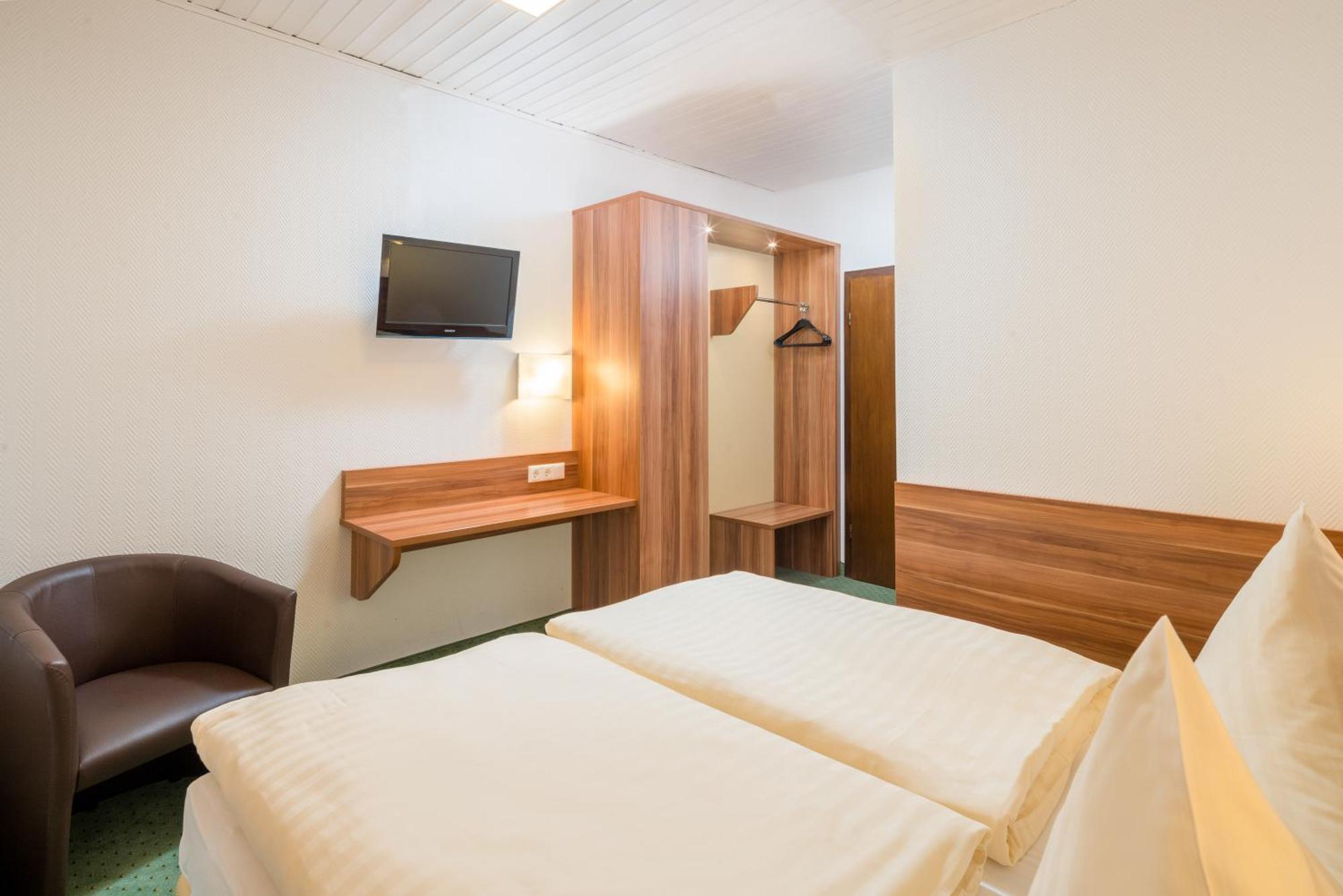 Hotel Zur Post Hemmingen  Esterno foto